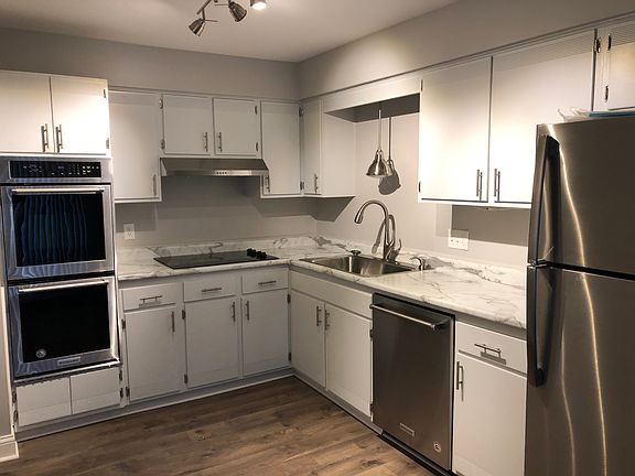 4th image of 8716 Metcalf Ave APT 104