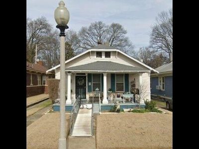 1060 Forrest Ave, Memphis, TN, 38105
