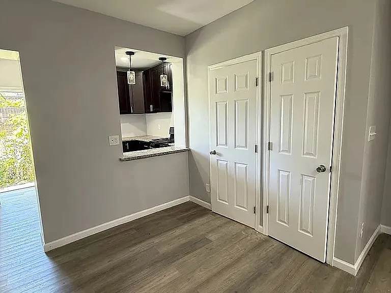 27 E Rittenhouse St — Photo 16
