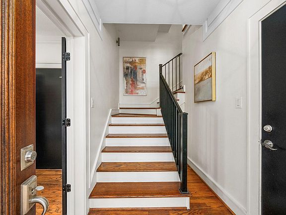 5th image of 106 Arnold St