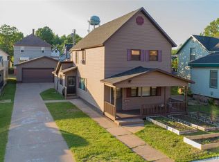 204 W Peck St, Negaunee, MI 49866