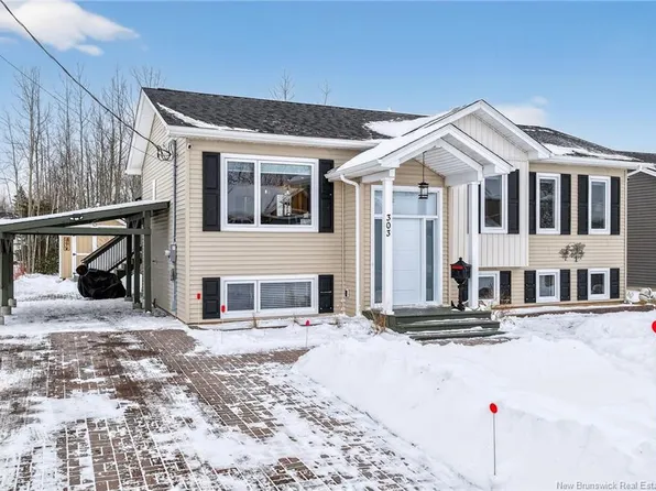 303 Chatellerault, Shediac, NB E4P 1M5