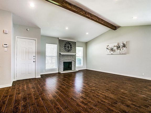 4th image of 1509 Montclair Dr