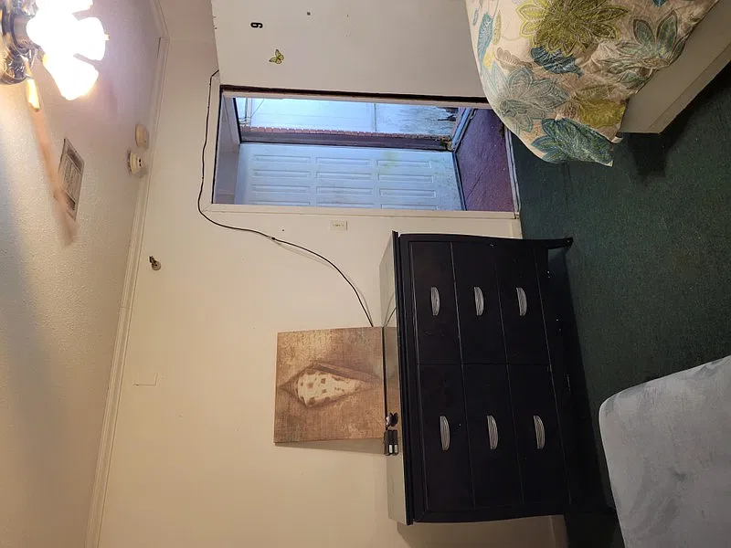 1 bed, 1.0 bath, $600 — Photo 2