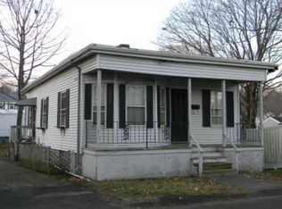 15 Wolcott Rd, Saugus, MA 01906