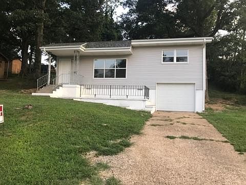 1st image of 884 Henderson Ave
