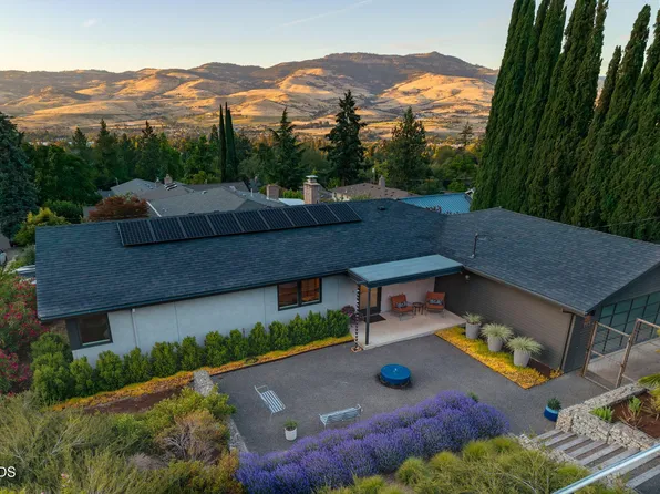 565 Altamont St, Ashland, OR 97520