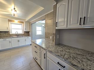 19781 Macarthur St, Redford, MI 48240
