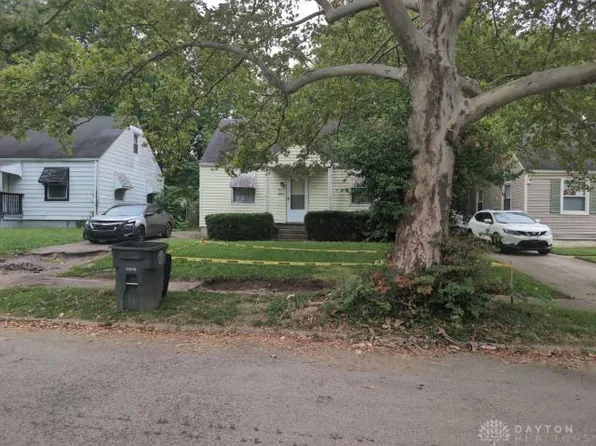 1424 Shaftesbury Rd, Dayton, OH 45406
