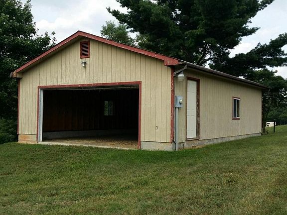 2nd image of 83 Richardson Dr