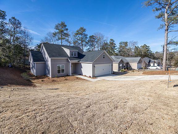 2nd image of 1922 Seaborn Dr