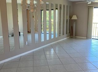 4246 27th Ct SW APT 206, Naples, FL 34116
