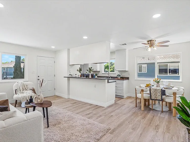 1318 Joplin Dr #4 — Photo 13
