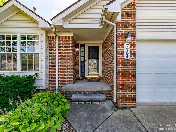 5th image of 7764 Thornhill Dr