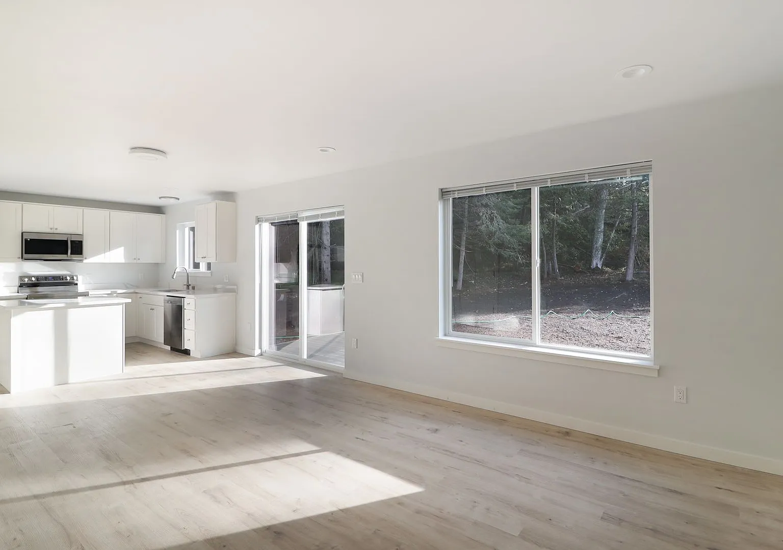 3 Bed 2.5 Bath w/Office - Admirals Cove Beach Club — Photo 4