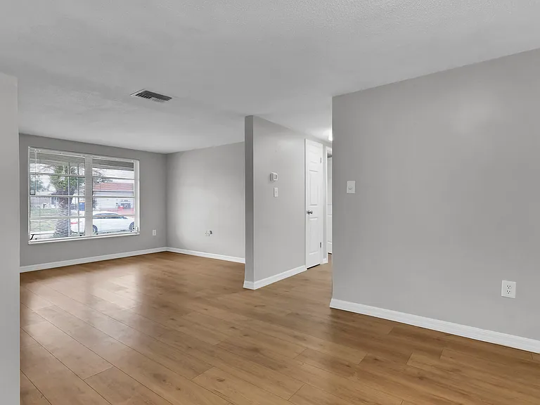 7808 Talisman Dr — Photo 9