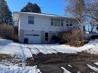 3316 71st St E, Inver Grove Heights, MN 55076