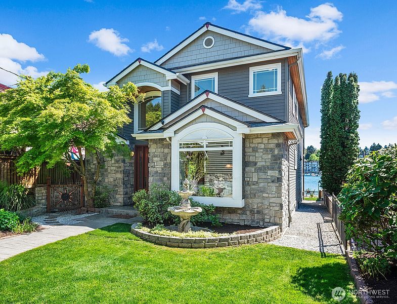 4th image of 8696 Island Drive S