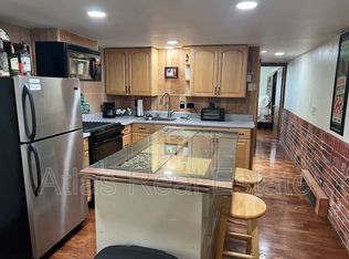 810 S 27th St, Colorado Springs, CO 80904