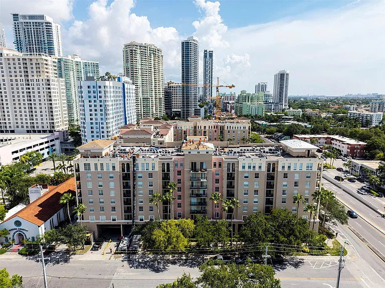 520 SE 5th Ave #2404 — Photo 49