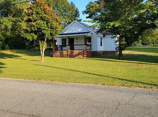 7642 Columbus Rd, Lizella, GA 31052