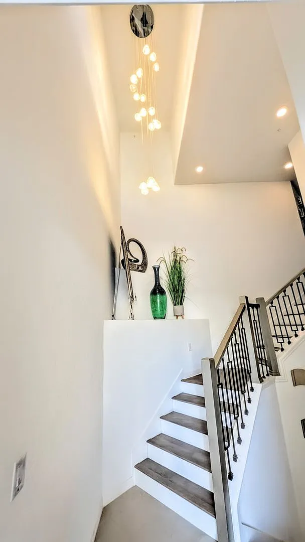 Annual Turnkey 3 Bed 2 Bath In The Montserrat — Photo 4