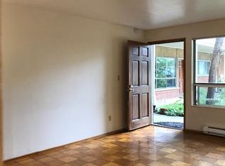 154 Valley St #102, Seattle, WA 98109