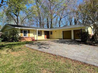 5245 Carriage Dr, Roanoke, VA 24018