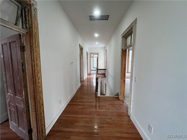 richmond-virginia-444901614 picture