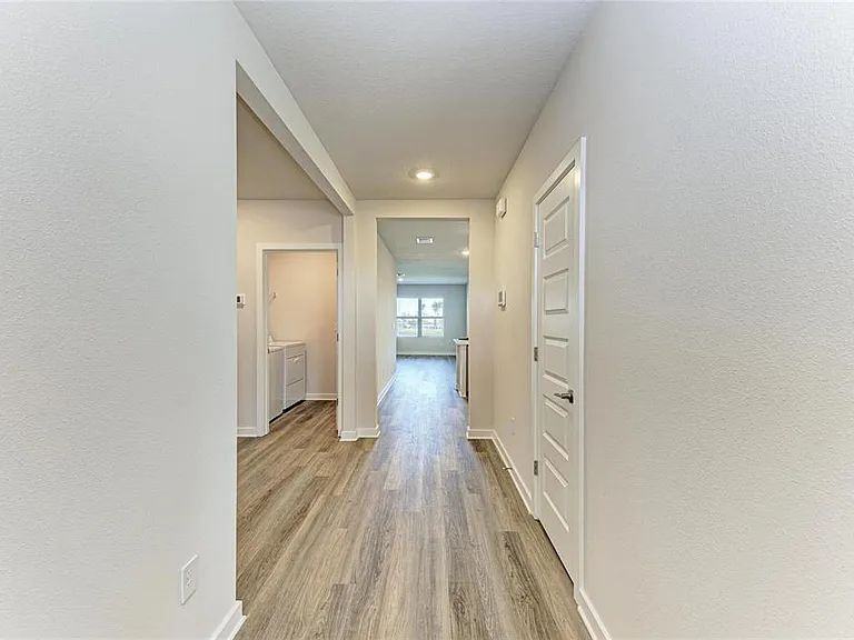 18143 Wheathouse Pl — Photo 6