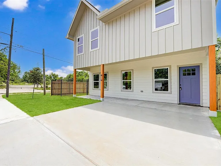 8361 Tate St — Photo 10