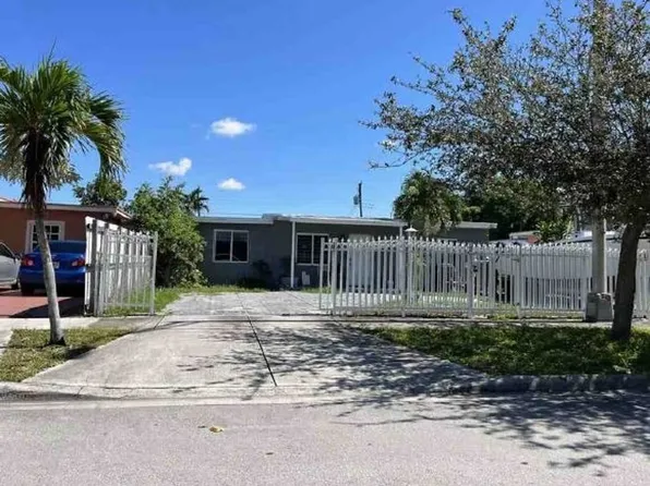 641 E 44th St, Hialeah, FL 33013