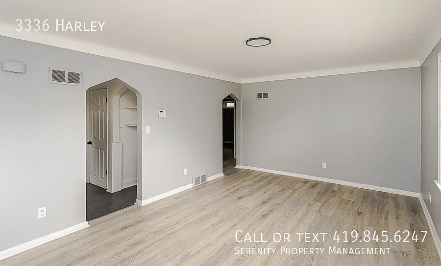 Your Summer Starts Here! Beautifully Remodeled 3 Bedroom, 2 Bathroom Home with Fenced Yard & Cove... — Photo 3