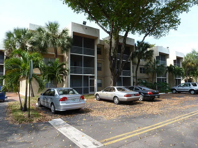 4205 N University Dr #112-1 — Photo 16