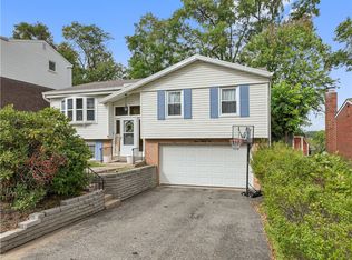 1525 Amelia Ave, South Park, PA