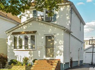 81 Putnam Ave, Valley Stream, NY 11580