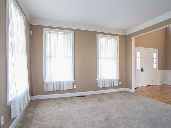 4th image of 606 Star Haven Ct