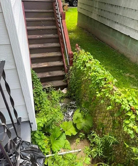 2209 Pierce Ave — Photo 2