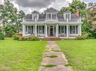 403 W Georgetown St, Crystal Springs, MS 39059