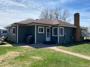 1028 Oak St, Negaunee, MI 49866