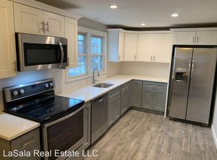 54 Elm St, Tariffville, CT 06081