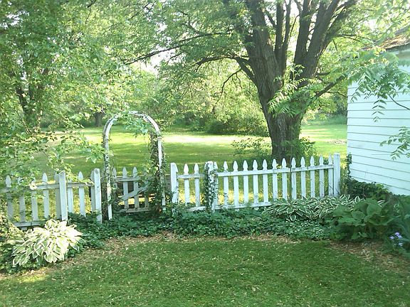 Large Backyard (property goes back almost 200 feet)