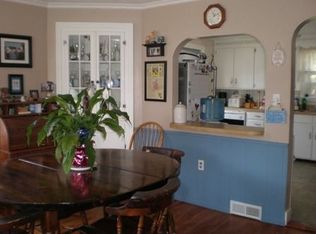 34 Pinecrest Dr, Pawtucket, RI 02861