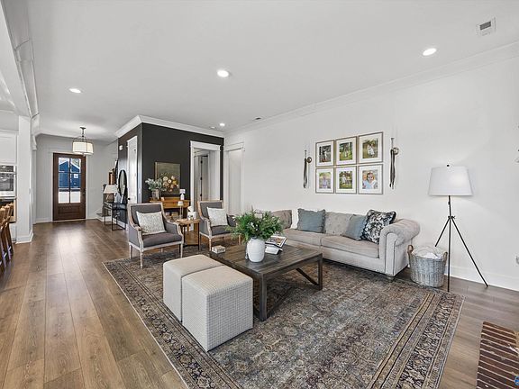 3rd image of 108 Verbena Way