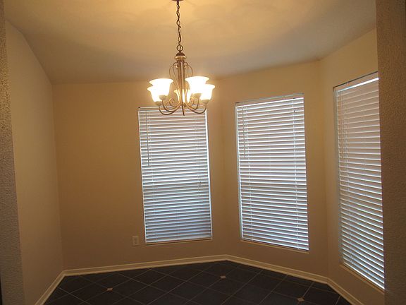3rd image of 16127 Wisteria Hill St