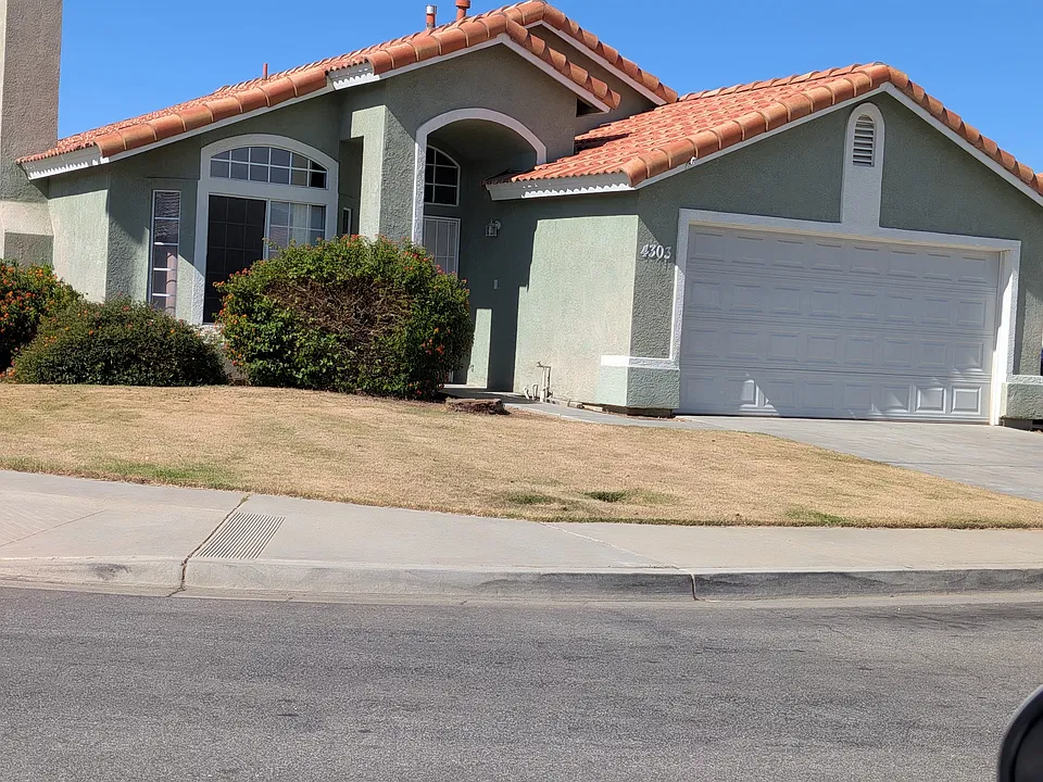 4303 Stride Way