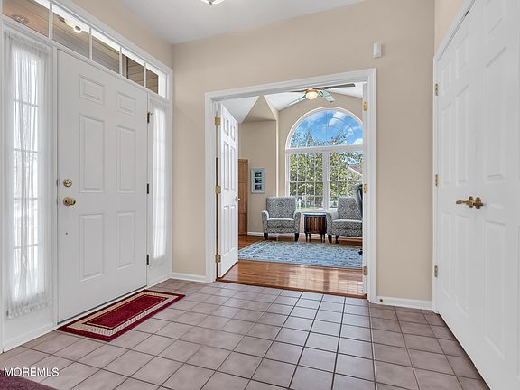 5th image of 17 Sea Girt Lane