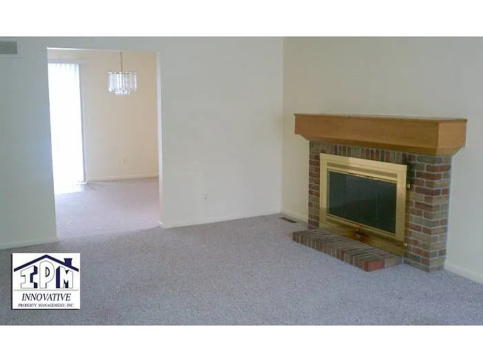6319 Laurentian Ct photo 1