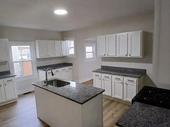 2912 E 2nd St, Dayton, OH 45403