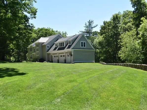 23 Kato Dr, Sudbury, MA 01776
